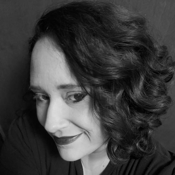 *please read description* Meet your Posher, Julie - Picture 1 of 2